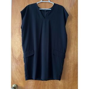 Banana Republic Black V-Dress